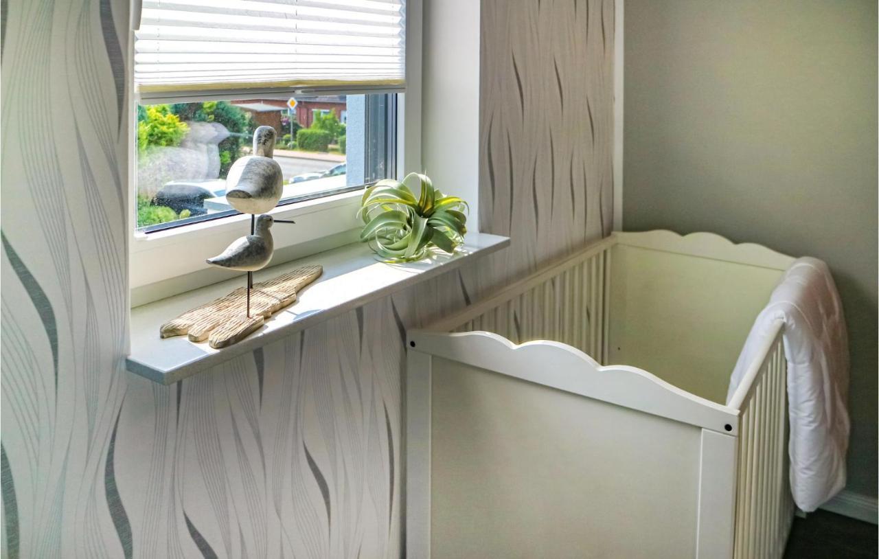 Amazing In Elmenhorst With Wifi Apartment